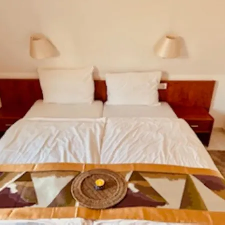 Parkhotel فندق باد ساسيندورف