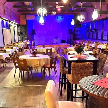 Parkhotel & Kurcafe Hotel