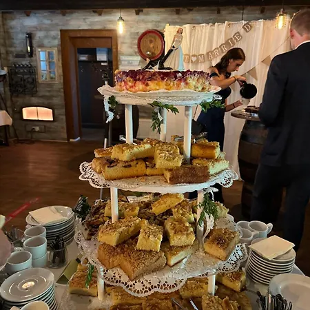 Parkhotel فندق 3*